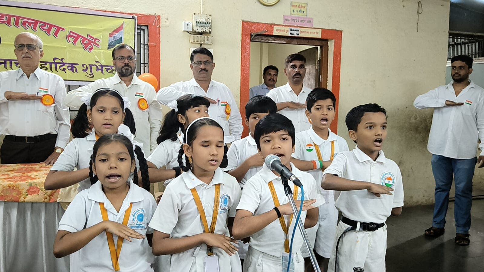 School life at Dnyanmandir Vidyalaya
